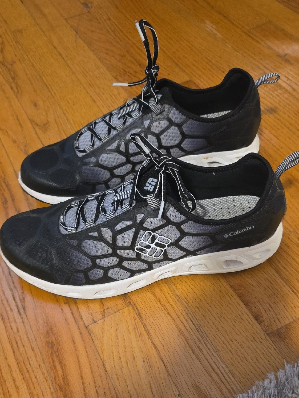 Columbia Black and White Hex-Pattern Slip-On Sneakers